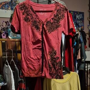 Affliction Coral V-Neck Tee with Black Graphics